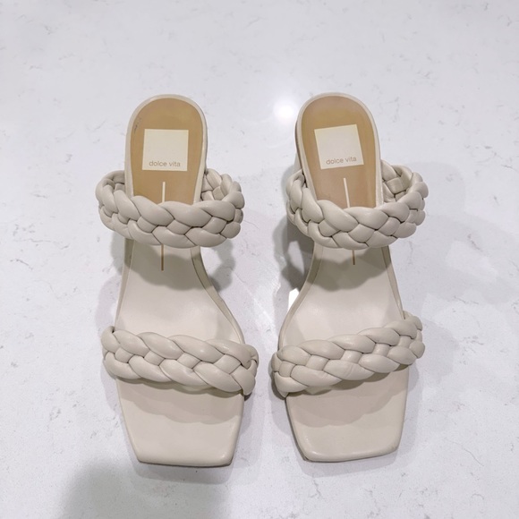DOLCE VITA IVORY/WHITE PAILY HEELS SIZE 8! - Picture 1 of 5